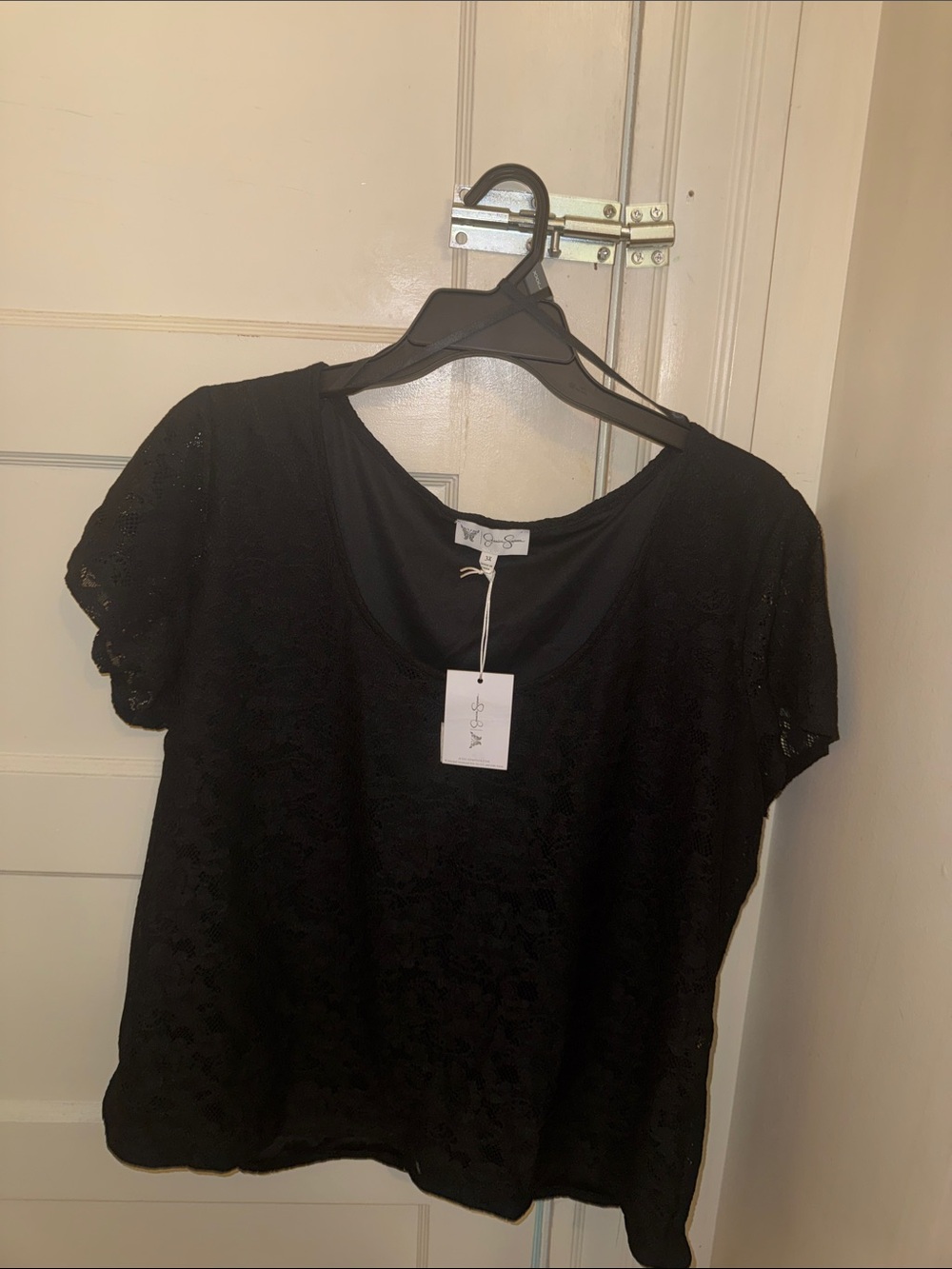 Jessica Simpson Black Lace Short Sleeve Scoop Neck Top